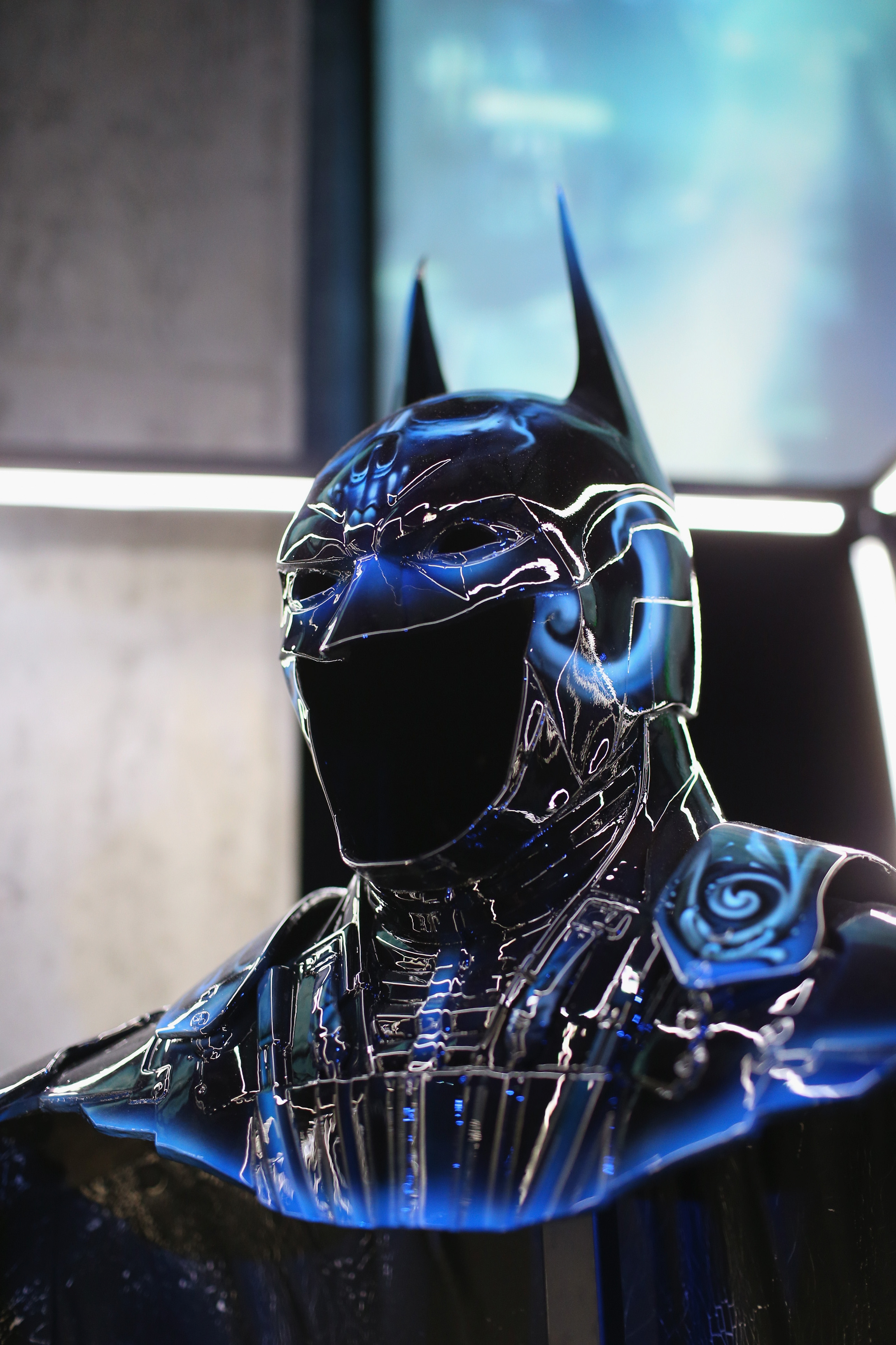 SDCC: Batman: Arkham Knight Cape and Cowl Event - The Batman Universe